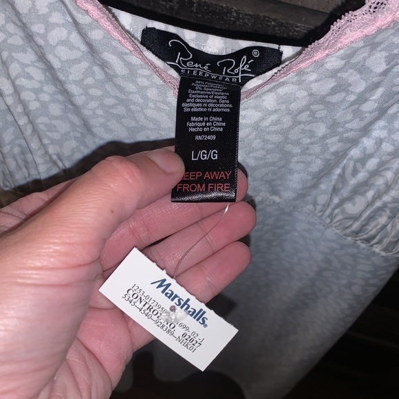 BNWT Rene Rofe Nightgown - Picture 3 of 5